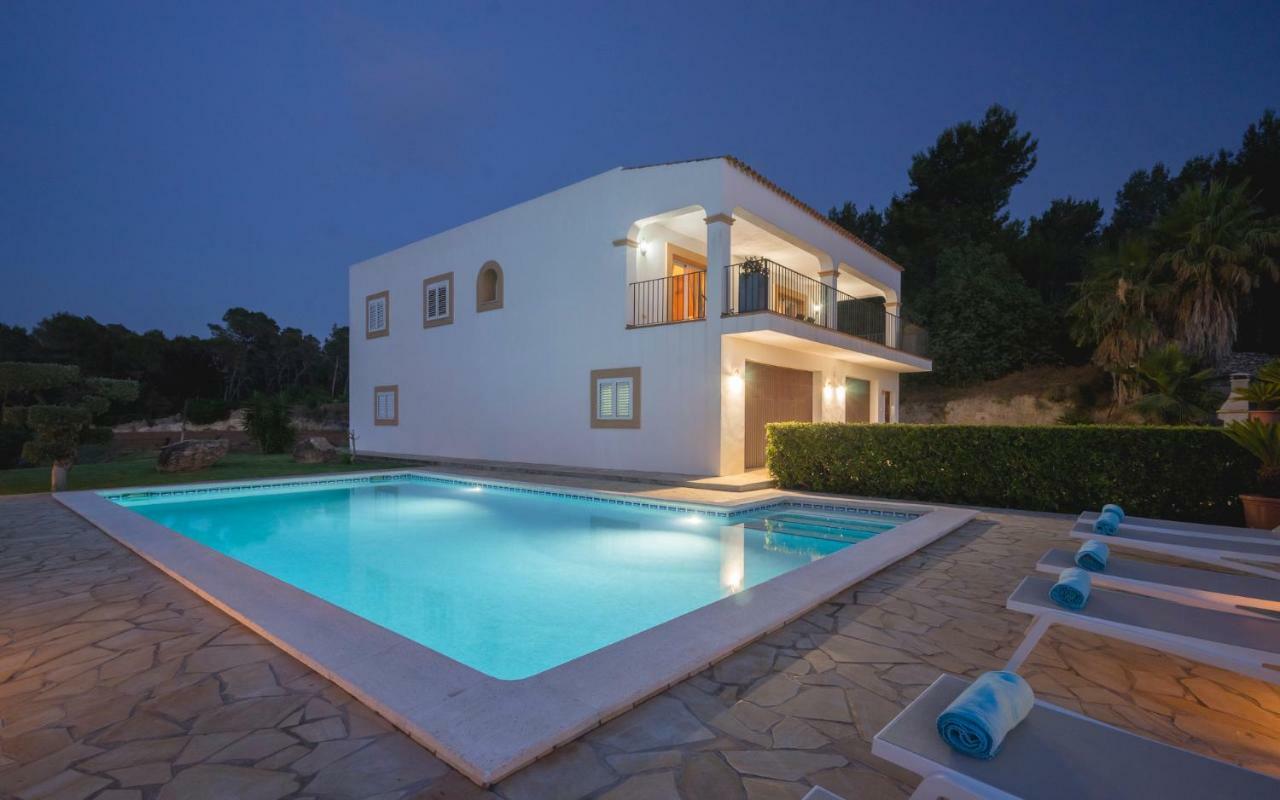Can Roig Santa Gertrudis  المظهر الخارجي الصورة