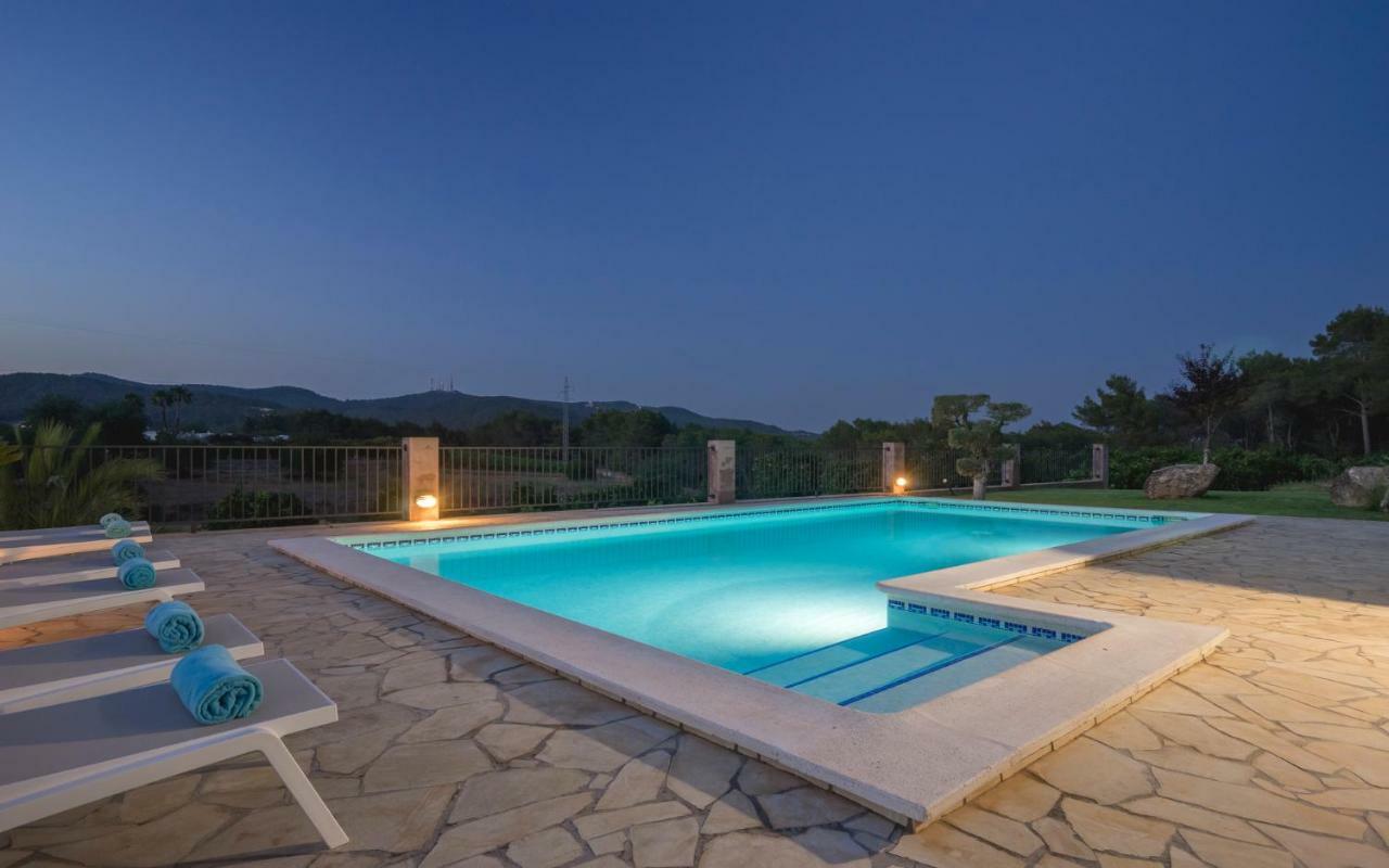 Can Roig Santa Gertrudis  المظهر الخارجي الصورة