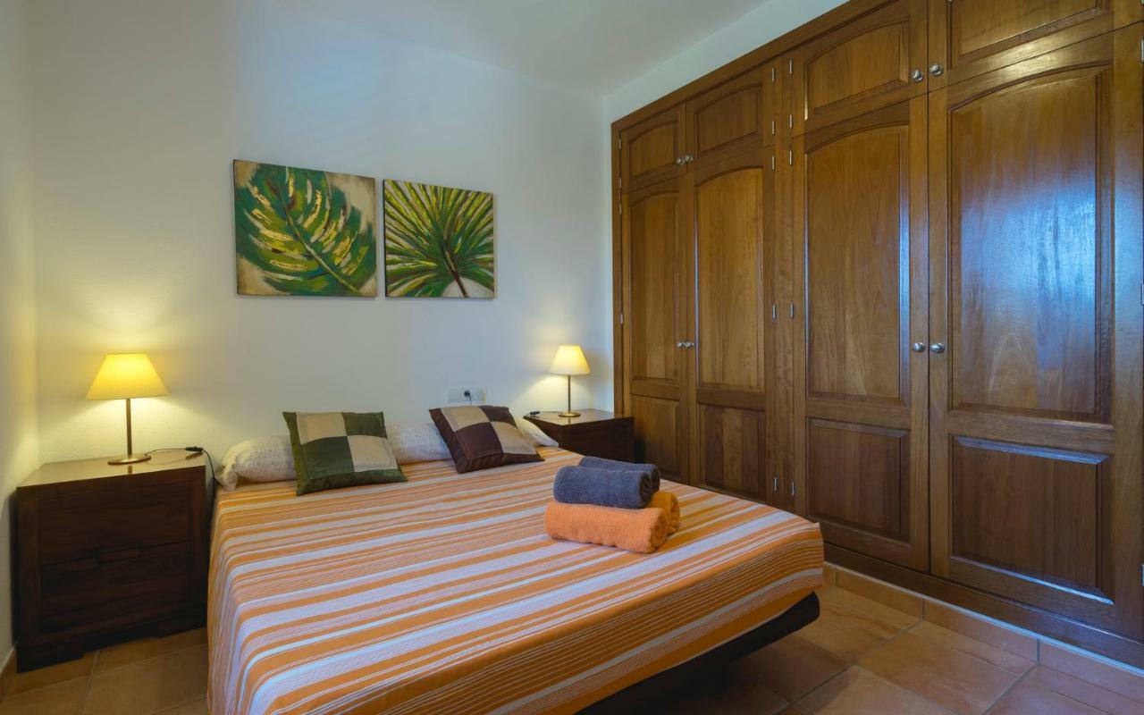 Can Roig Santa Gertrudis  المظهر الخارجي الصورة